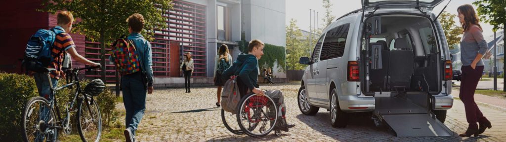 Aménagement de véhicules pour personnes à mobilités réduites